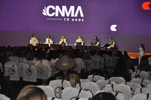 999CMNA1DIA-426