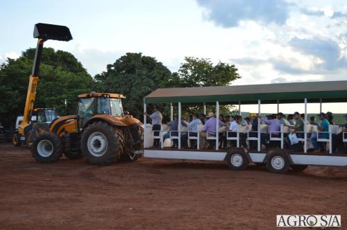 MAIRA-CAMPO-437